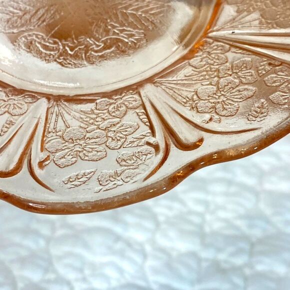 Jeanette Glass Vintage Saucer Plates Set of 5 Depression Glass Cherry Blossom - Picture 4 of 6